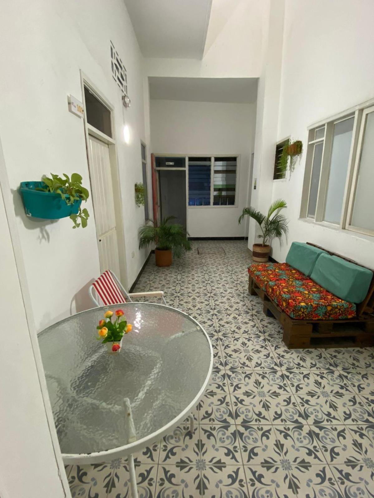Believer Hostel Santa Marta  Exterior foto